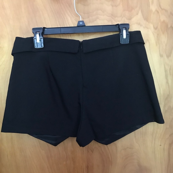 Zara Asymmetrical Skort - Picture 3 of 5